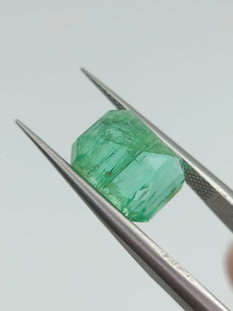 4.2ct Natural Octagon Faceted Panjshir Emerald from Afghanistan — view 5